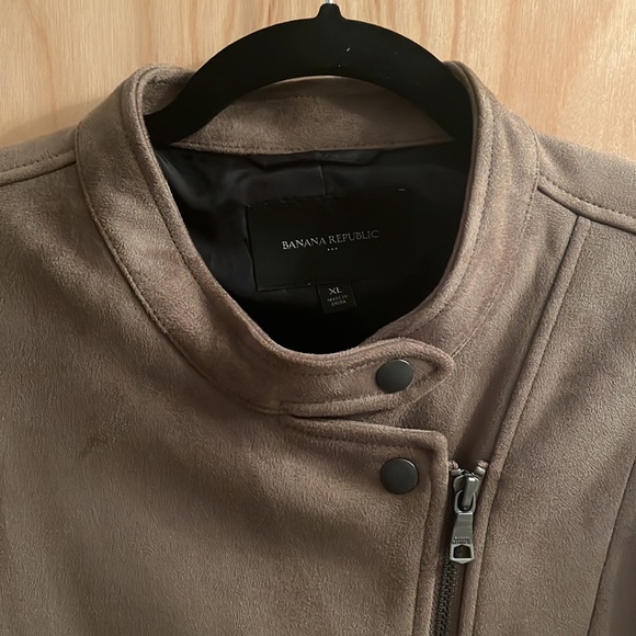 Banana Republic NWOT Vegan Suede Moto Jacket - Size XL - Picture 2 of 5